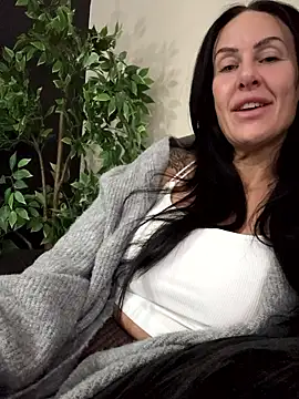 Snapshot of goddess-harper chatting on 13, 1, 2026 goddess-harper online show from 13, 1, 2026