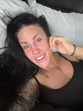 Snapshot of goddess-harper chatting on 9, 2, 2026 goddess-harper online show from 9, 2, 2026