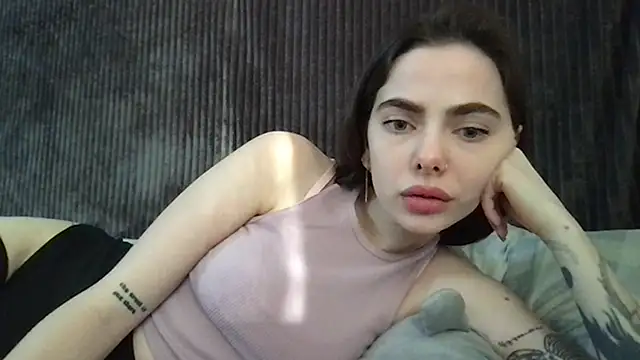 StormChristie online show from 21, 2, 2025