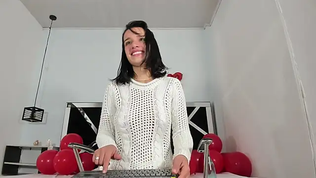 Annyrosee online show from 15, 2, 2025