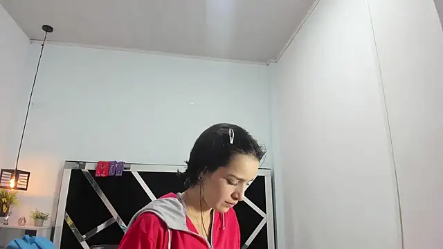 Annyrosee online show from 20, 3, 2025