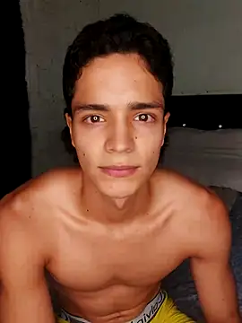 Snapshot of Young_Dominant_777 chatting on 16, 2, 2025 Young Dominant 777 online show from 16, 2, 2025