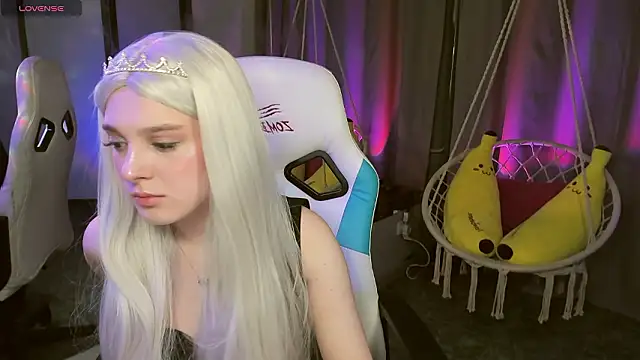 kaisajenner online show from 5, 3, 2026