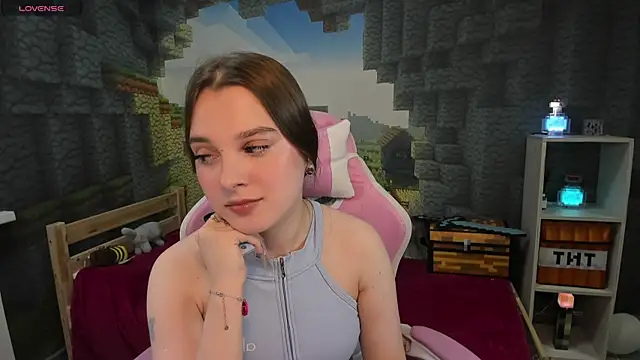 kaisajenner online show from 9, 4, 2026