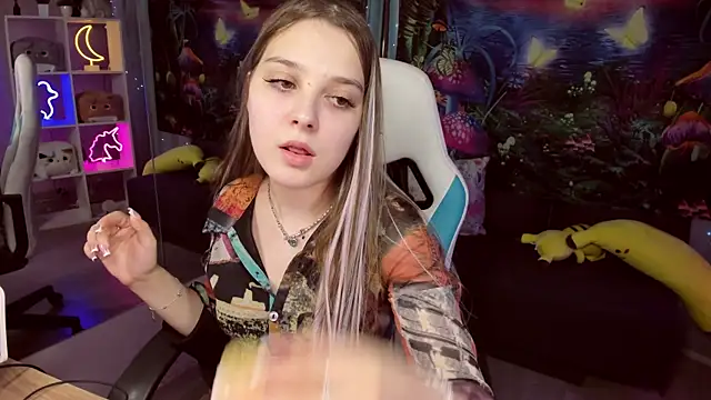 Snapshot of kaisajenner chatting on 13, 7, 2026 kaisajenner online show from 13, 7, 2026