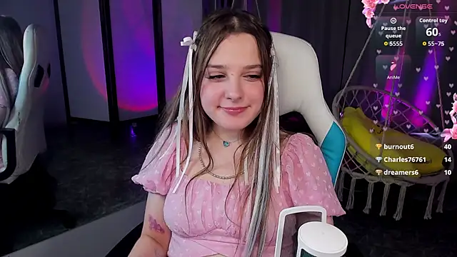 Snapshot of kaisajenner chatting on 15, 7, 2026 kaisajenner online show from 15, 7, 2026