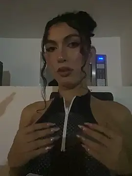 allicemackenzie online show from 20, 9, 2025