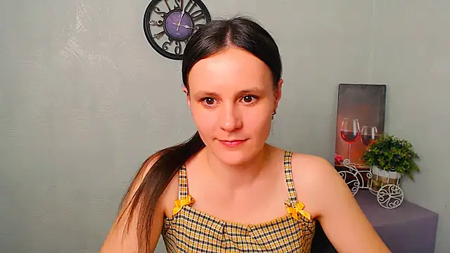 ValeriaHeart  online show from 18, 2, 2025