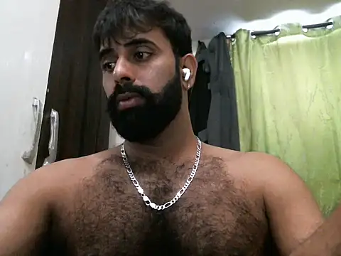 Snapshot of indianhairybull chatting on 17, 10, 2025 indianhairybull online show from 17, 10, 2025