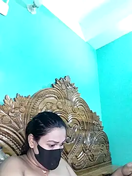 Snapshot of monekhan123 chatting on 21, 11, 2025 monekhan123 online show from 21, 11, 2025