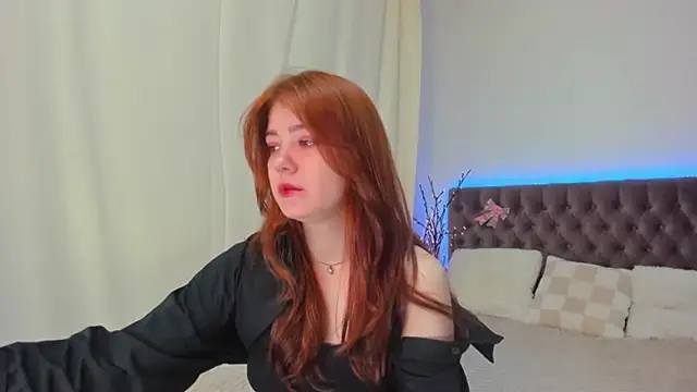 Ella Mayers online show from 15, 3, 2025