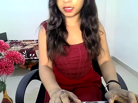 PAYAL SONI  online show from 16, 9, 2025
