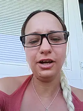 Snapshot of Mia_RainX chatting on 28, 5, 2026 Mia RainX online show from 28, 5, 2026