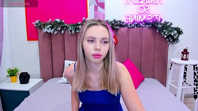 TessaAdorable online show from 6, 1, 2026