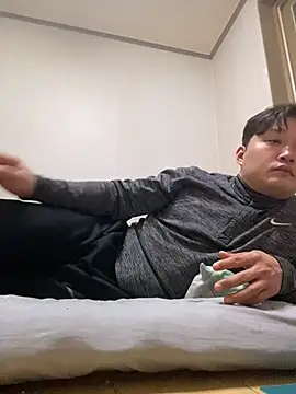 offwhite777 online show from 25, 2, 2025