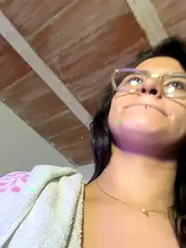 Snapshot of Emma_Giraldo chatting on 23, 9, 2025 Emma Giraldo online show from 23, 9, 2025