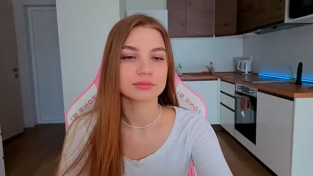 Enjoy everymoment  online show from 15, 3, 2026