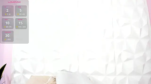 Lia Guzman online show from 14, 3, 2025