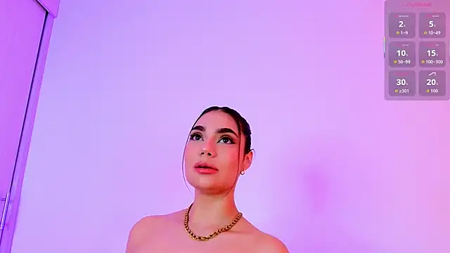 Alyssia Collins online show from 28, 11, 2025