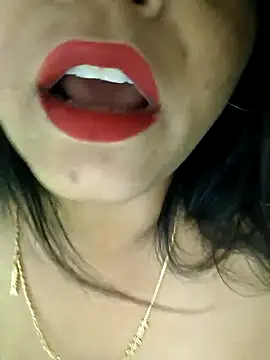 Snapshot of Babybird chatting on 2, 11, 2025 Babybird online show from 2, 11, 2025