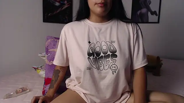 Snapshot of ariana_sweet87 chatting on 18, 2, 2025 ariana sweet87 online show from 18, 2, 2025