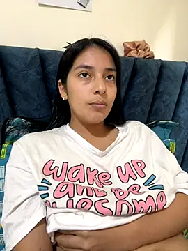 Snapshot of ariana_sweet87 chatting on 15, 9, 2025 ariana sweet87 online show from 15, 9, 2025