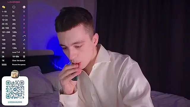 Snapshot of VincentSmith02 chatting on 4, 2, 2025 VincentSmith02 online show from 4, 2, 2025