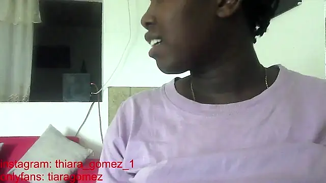 Snapshot of nara_thiara30 chatting on 12, 2, 2025 nara thiara30 online show from 12, 2, 2025