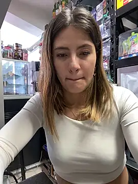 Andrea18 blonde online show from 25, 5, 2026