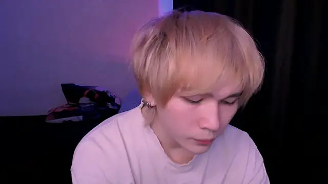 Snapshot of rennnuts chatting on 7, 2, 2026 rennnuts online show from 7, 2, 2026