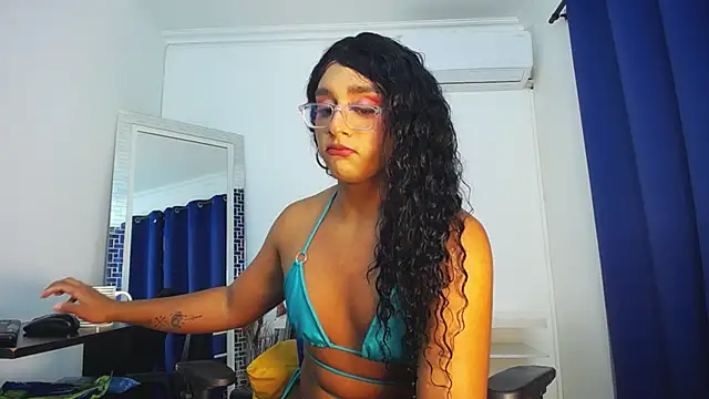 Snapshot of Karla_Dior7 chatting on 5, 3, 2025 Karla Dior7 online show from 5, 3, 2025