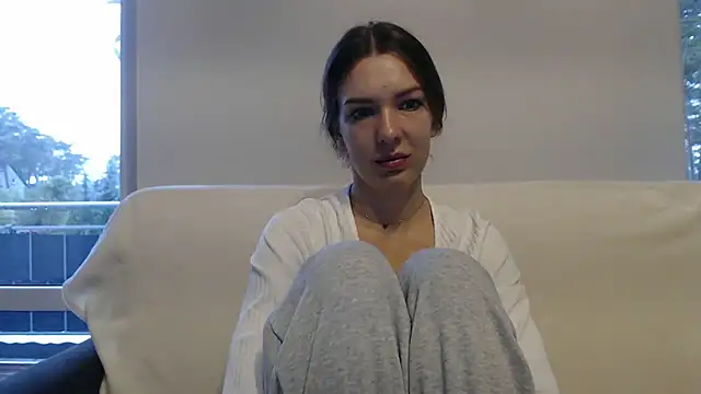 aurora lust online show from 9, 10, 2025