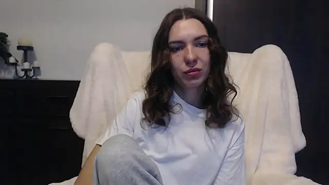 aurora lust online show from 23, 10, 2025