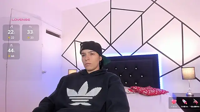 Liiam smith  online show from 12, 3, 2025