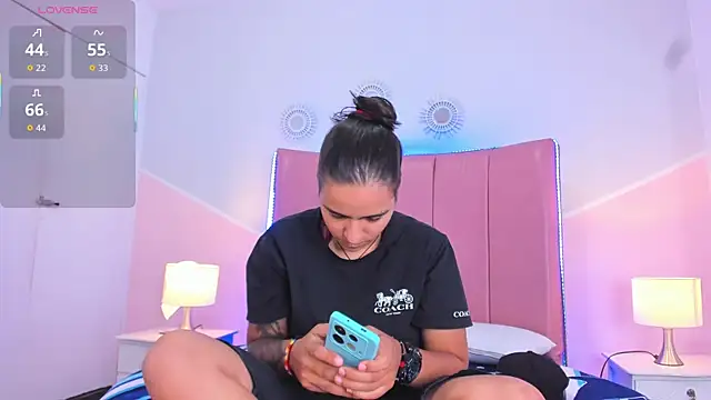 Liiam smith  online show from 19, 9, 2025