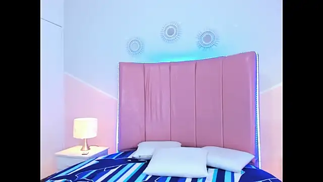 Liiam smith  online show from 5, 12, 2025