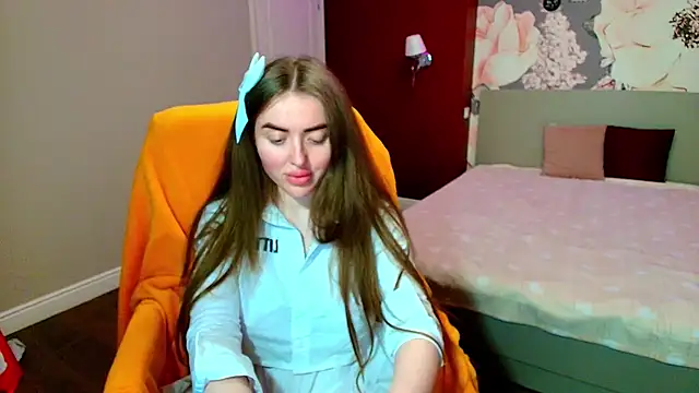 Snapshot of MissisCaty chatting on 9, 4, 2026 MissisCaty online show from 9, 4, 2026