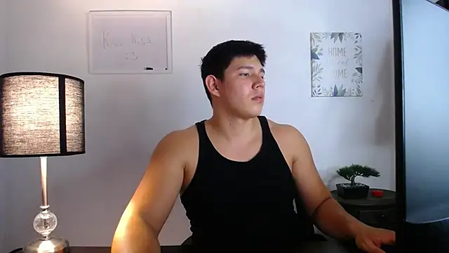 Snapshot of JamesCr_ chatting on 16, 10, 2025 JamesCr  online show from 16, 10, 2025