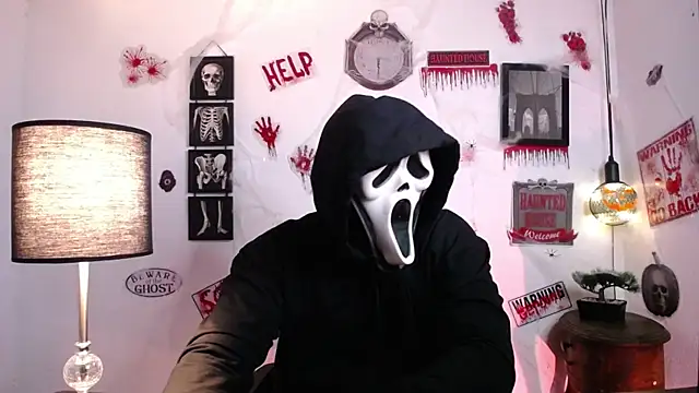 Snapshot of JamesCr_ chatting on 25, 10, 2025 JamesCr  online show from 25, 10, 2025