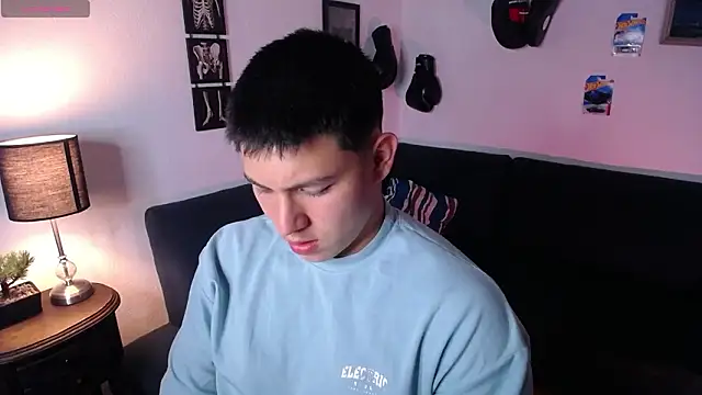 JamesCr  online show from 11, 3, 2026