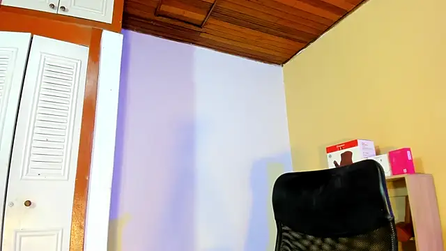 Snapshot of Violetta_0 chatting on 27, 2, 2026 Violetta 0 online show from 27, 2, 2026