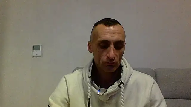 Snapshot of ANGELSANTAMARIA- chatting on 18, 11, 2025 ANGELSANTAMARIA- online show from 18, 11, 2025