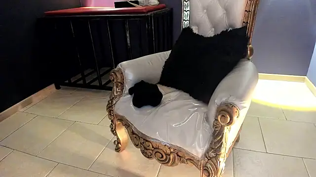 Snapshot of jessi_lemuss chatting on 2, 12, 2025 jessi lemuss online show from 2, 12, 2025