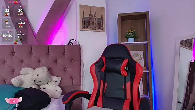 PepperTwink online show from 30, 4, 2026