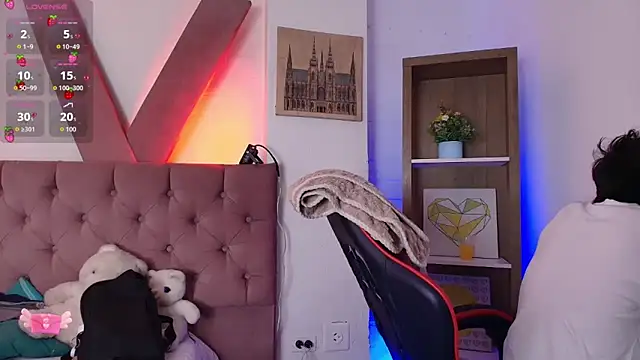 PepperTwink online show from 8, 5, 2026