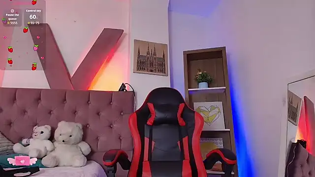 PepperTwink online show from 9, 5, 2026
