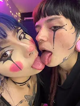 Snapshot of mavimist__ chatting on 31, 10, 2025 mavimist online show from 31, 10, 2025