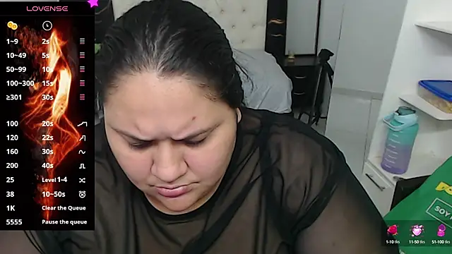 Aaliyah11 online show from 9, 10, 2025