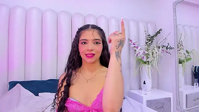 LilibetAndStrong online show from 16, 3, 2025