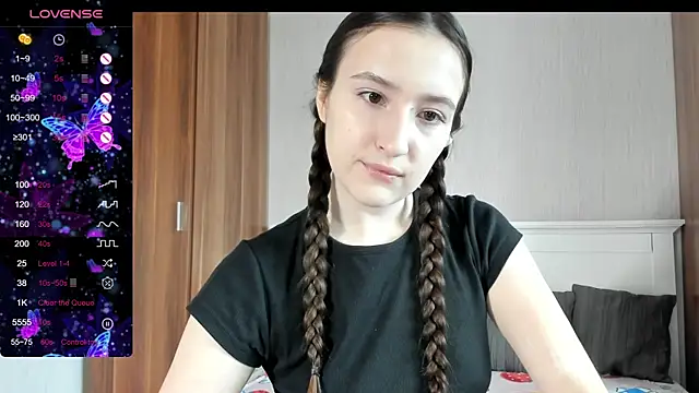 Snapshot of Cute__Nana chatting on 29, 9, 2025 Cute Nana online show from 29, 9, 2025